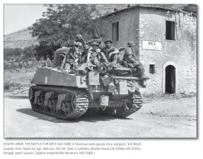 Camouflaged Fist : Camouflage Smocks used by the Infantry Brigades of 6th Armoured Division in Italy 1944 - click to enlarge Camouflaged Fist : Camouflage Smocks used by the Infantry Brigades of 6th Armoured Division in Italy 1944