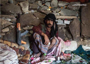 Unfinished War : A Journey through Civil War in Yemen