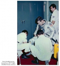 Ohio to Supersonic : Flying the SR-71 Blackbird to the secret world of the Skunk Works