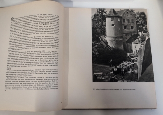 Glaube und Schönheit : Ein Bildbuch von den 17–21jährigen Mädeln - click to enlarge Glaube und Schönheit : Ein Bildbuch von den 17–21jährigen Mädeln