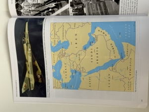 The Military and Police Forces of the Gulf States Volume 1 : The Trucial States and United Arab Emirates, 1951-1980