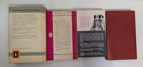 T E Lawrence Book Bundle Seven Pillars of Wisdom The Mint 4 Vintage Books : Four vintage books by and about Lawrence of Arabia - click to enlarge T E Lawrence Book Bundle Seven Pillars of Wisdom The Mint 4 Vintage Books : Four vintage books by and about Lawrence of Arabia