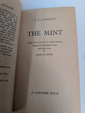T E Lawrence Book Bundle Seven Pillars of Wisdom The Mint 4 Vintage Books : Four vintage books by and about Lawrence of Arabia - click to enlarge T E Lawrence Book Bundle Seven Pillars of Wisdom The Mint 4 Vintage Books : Four vintage books by and about Lawrence of Arabia